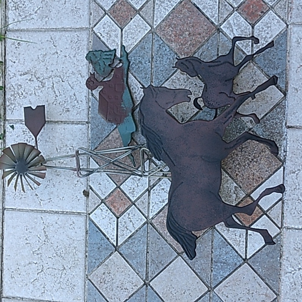 Metal horses/windmill wall decor